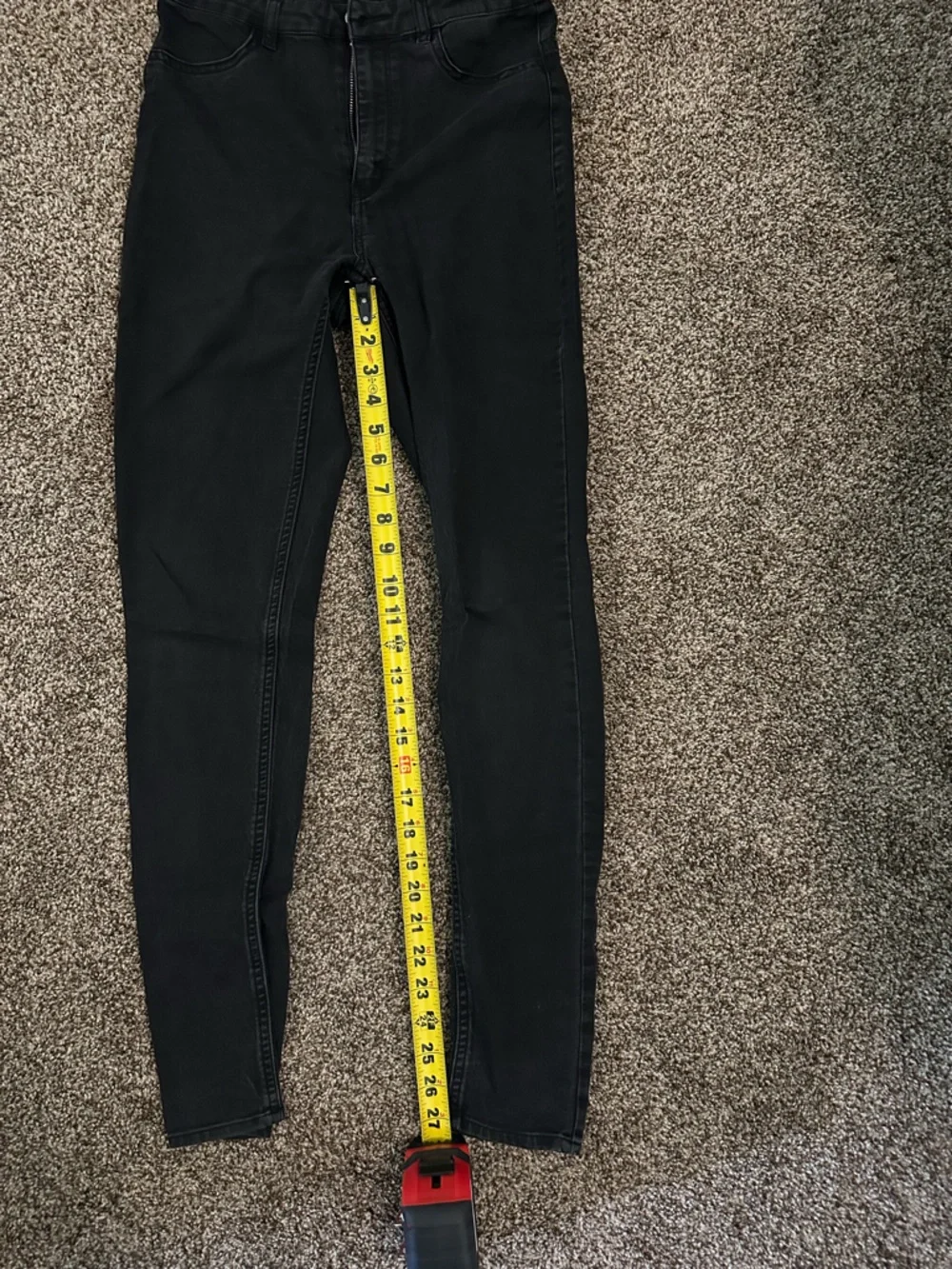 H&M super skinny faded black jeggings - Picture 3 of 6